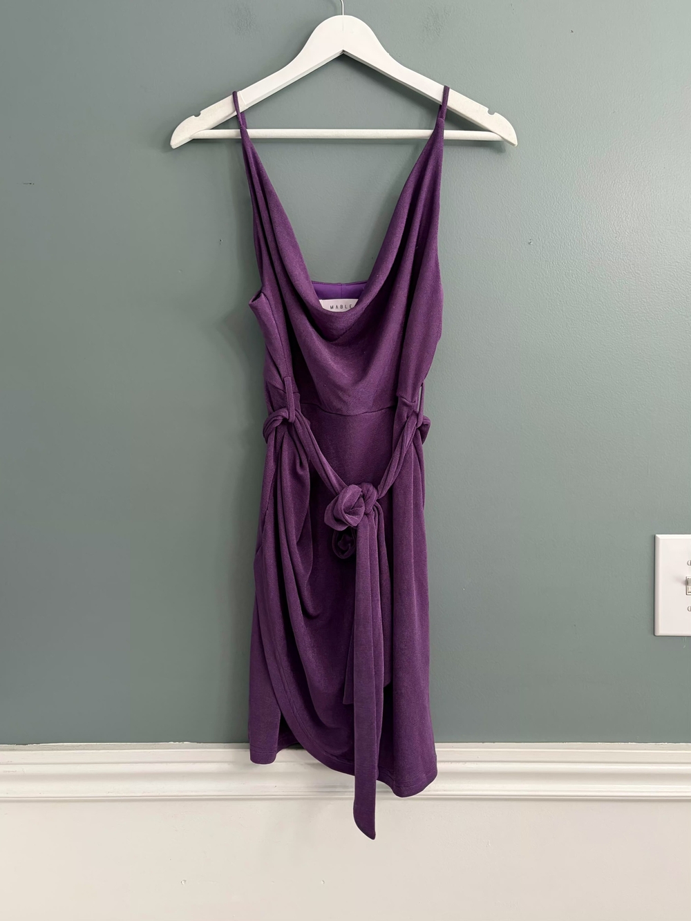 MABLE Purple Cowl Neck Spaghetti Strap Tie Waist Mini Dress Size M Stretch